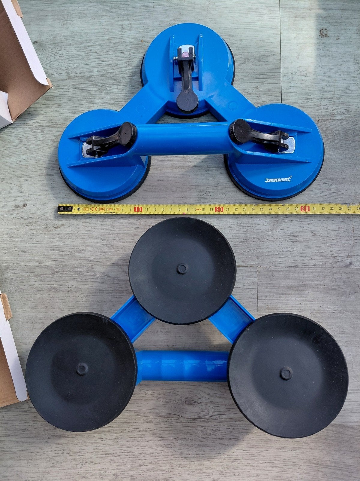 Zuignappen 3-voudig, 100kg draagkracht, 2x ,  €18 bij elkaar, Doe-het-zelf en Verbouw, Gereedschap | Handgereedschap, Ophalen of Verzenden