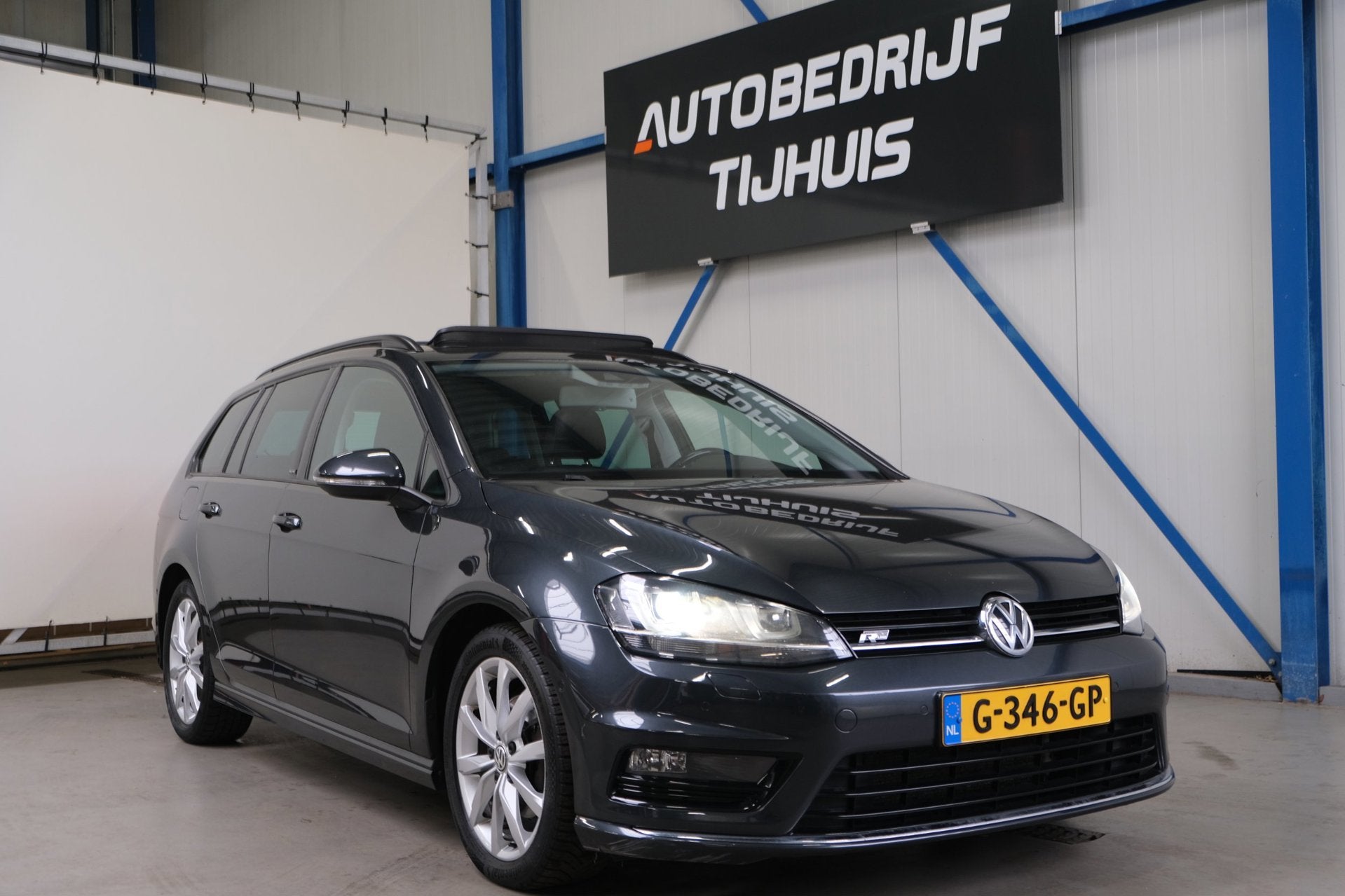 Volkswagen Golf Variant 1.4 TSI Highline R-Line Automaat - A, Auto's, Gebruikt, 4 cilinders, 150 pk, Alcantara