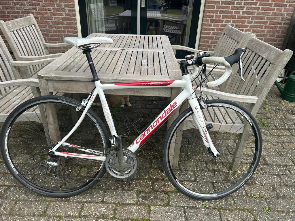 Cannondale Synapse racefiets - Wit/Rood, Fietsen en Brommers, Fietsen | Racefietsen, 28 inch, Gebruikt, Velgrem, Aluminium