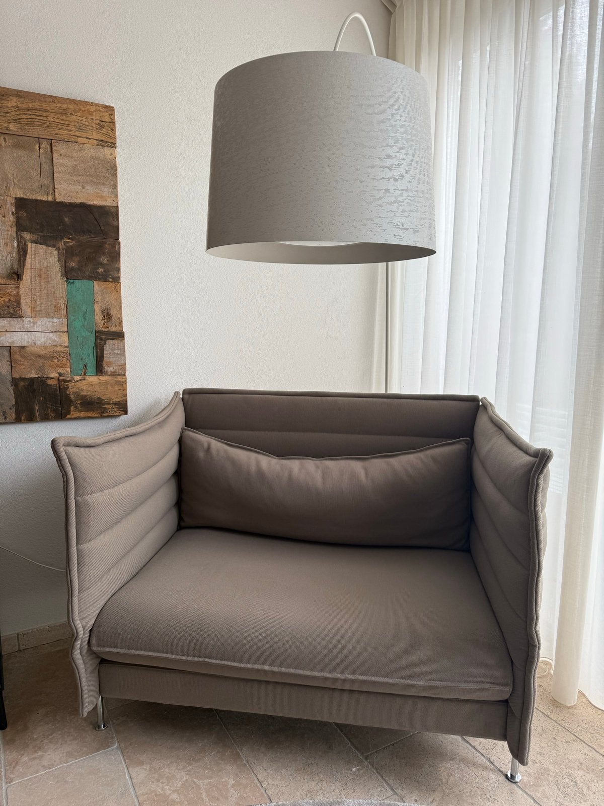 Vitra Alcove Loveseat - Beige Stoffering - Nieuwstaat, 150 tot 200 cm, Tweepersoons, 75 tot 100 cm, Ophalen of Verzenden
