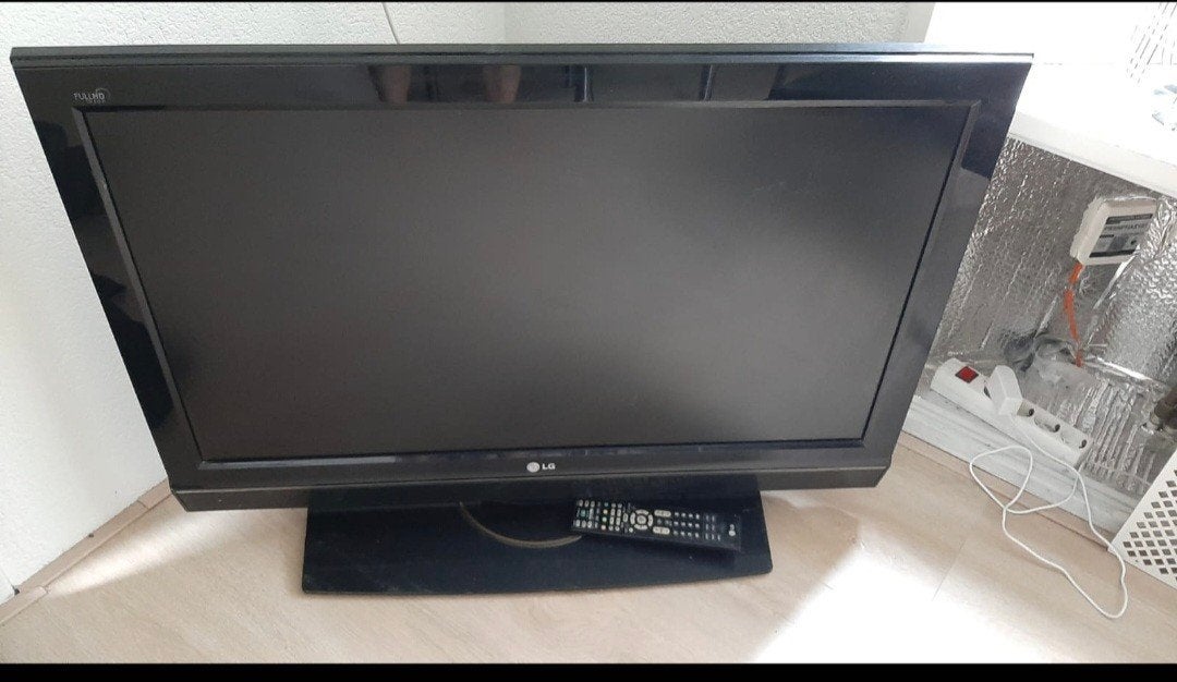LG lcd tv televisie. Inclusief afstandsbediening., Ophalen, 100 cm of meer, 50 Hz, LG