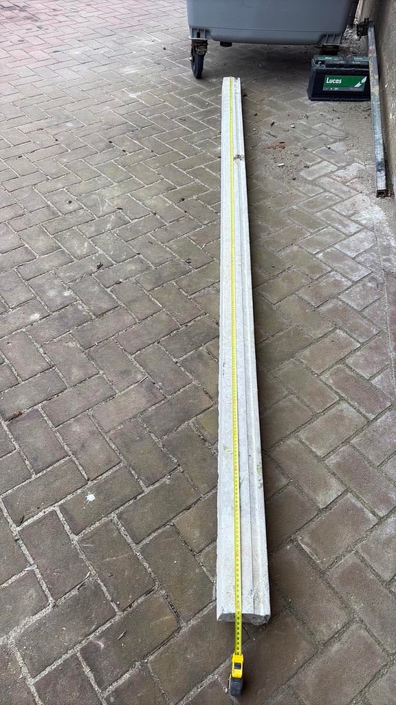 Beton latei 2.90MTR, Doe-het-zelf en Verbouw, Metselstenen, Ophalen, Zo goed als nieuw, Beton