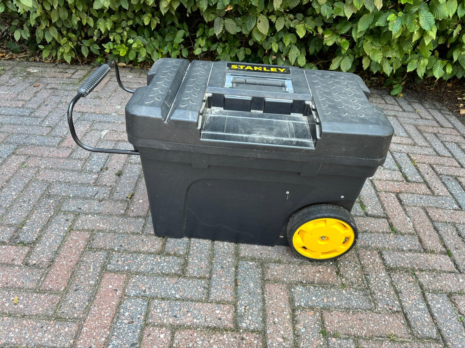 Stanley gereedschapskist op wielen - H 41 L 60 B 37, Ophalen, Gebruikt