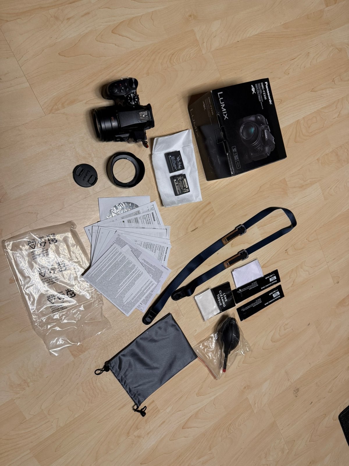 Panasonic Lumix FZ-330, Ophalen of Verzenden, Nieuw, Overige merken