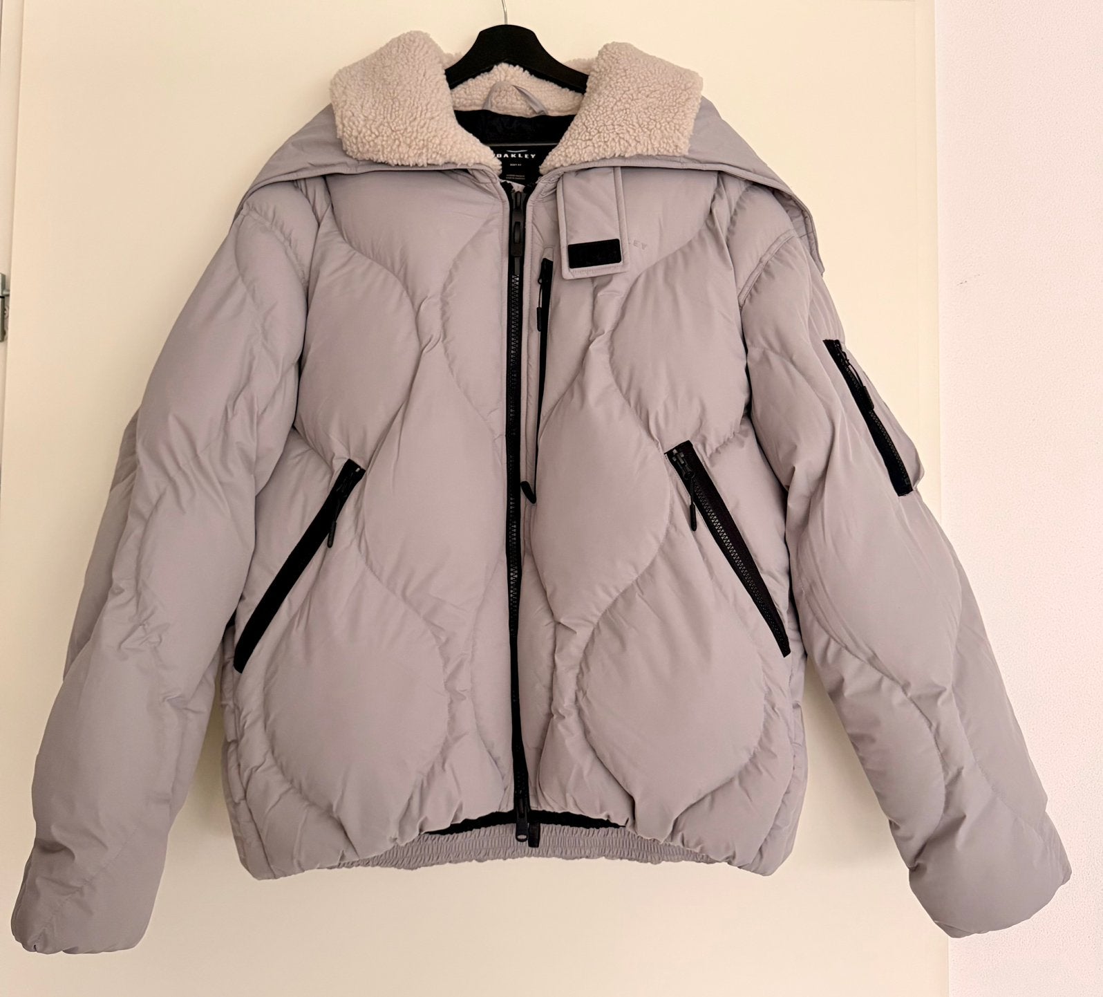 Oakley Urbanslope Puffer Jas L winter boxy fit oversized, Ophalen of Verzenden, Zo goed als nieuw, Zwart