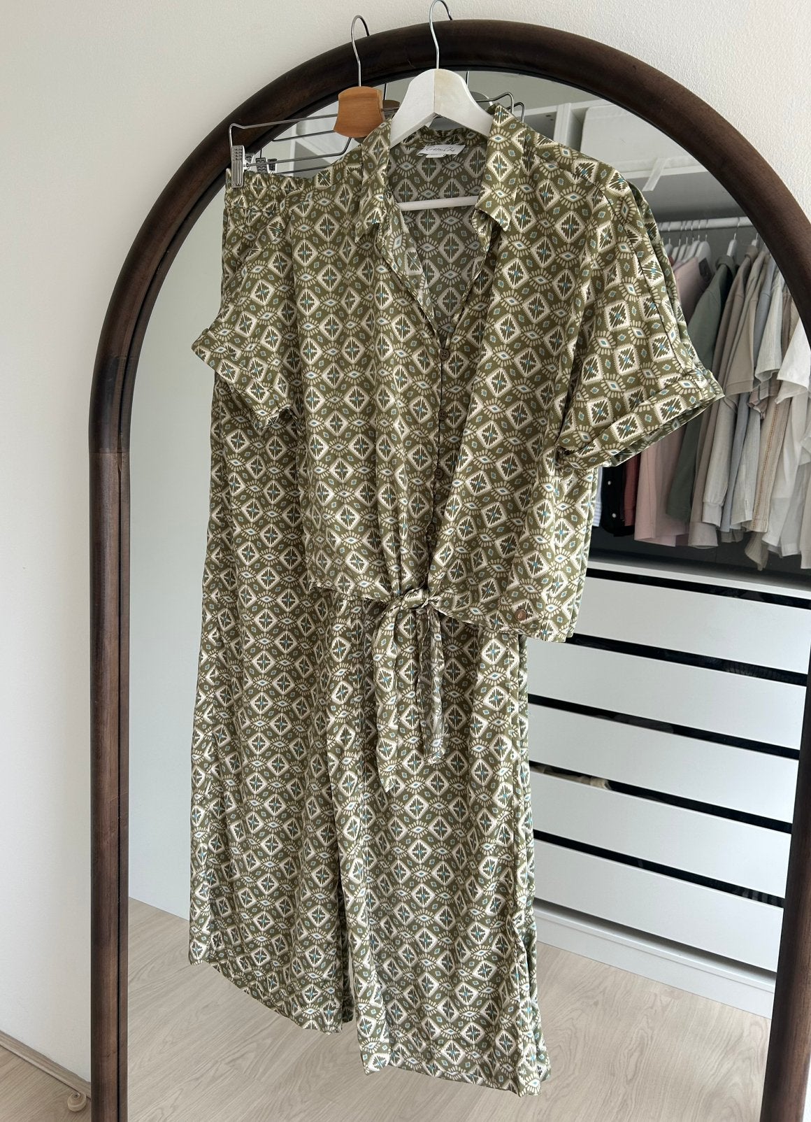 Cotton Club two piece khaki maat S/M, Ophalen of Verzenden, Zo goed als nieuw, Maat 36 (S), Groen