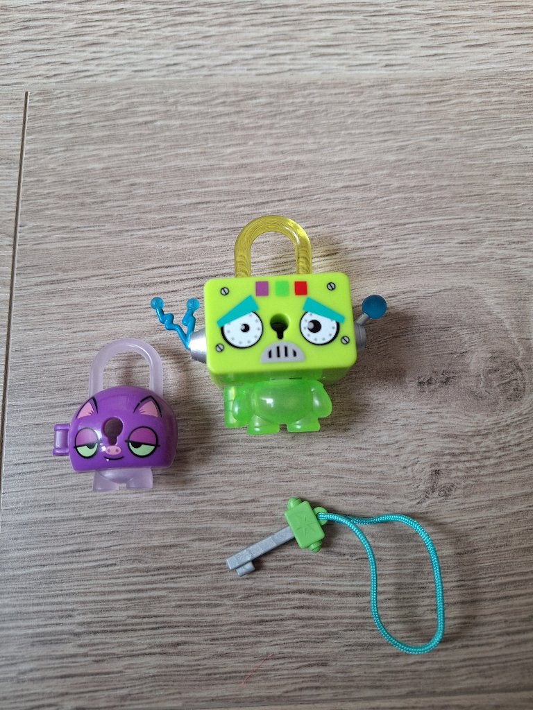 Lock Stars, Ophalen of Verzenden, Gebruikt