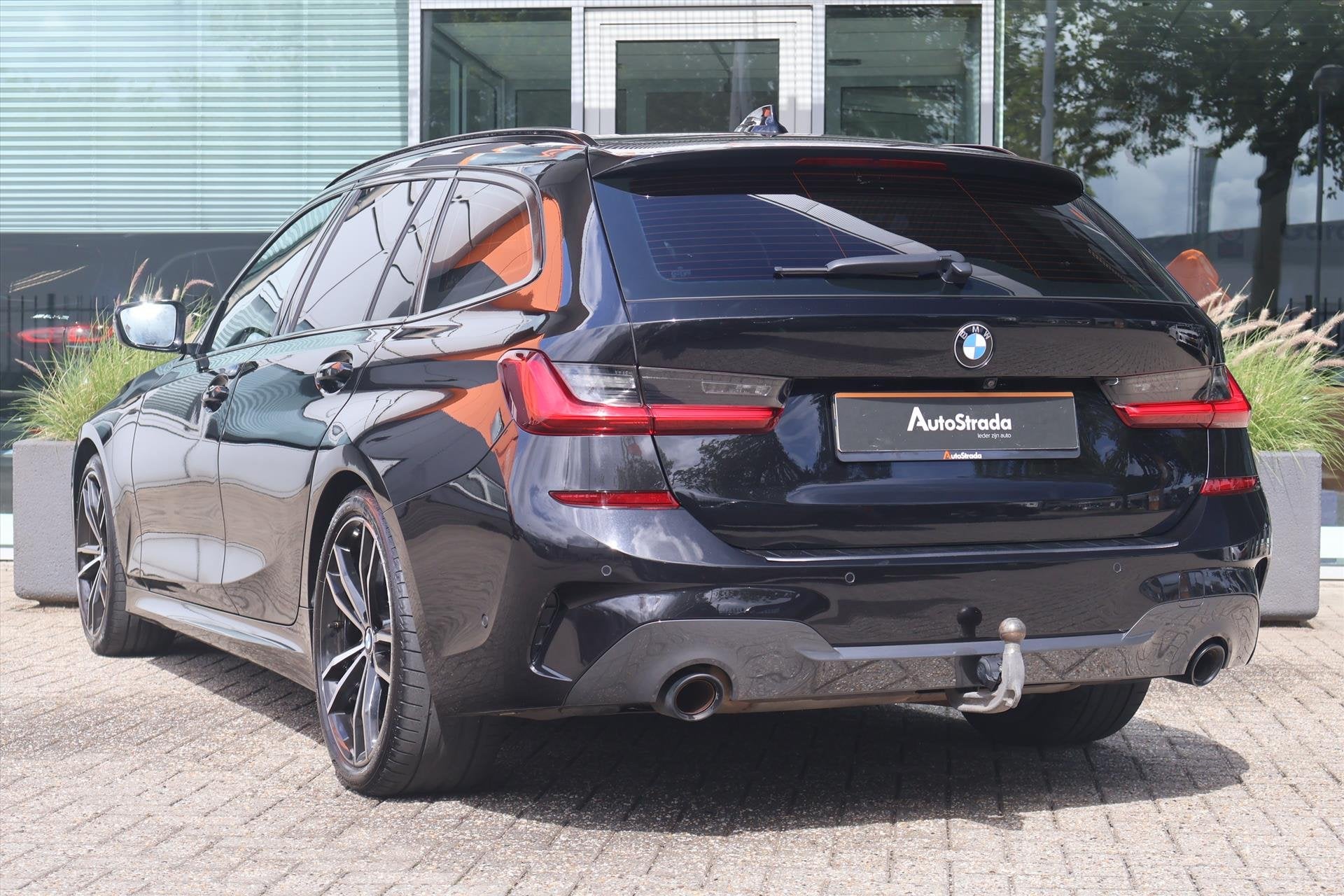 BMW 3-Serie Touring (g21) 330i M-Sport 258pk | Camera | Trek, Auto's, Gebruikt, 4 cilinders, 1600 kg, 3-Serie