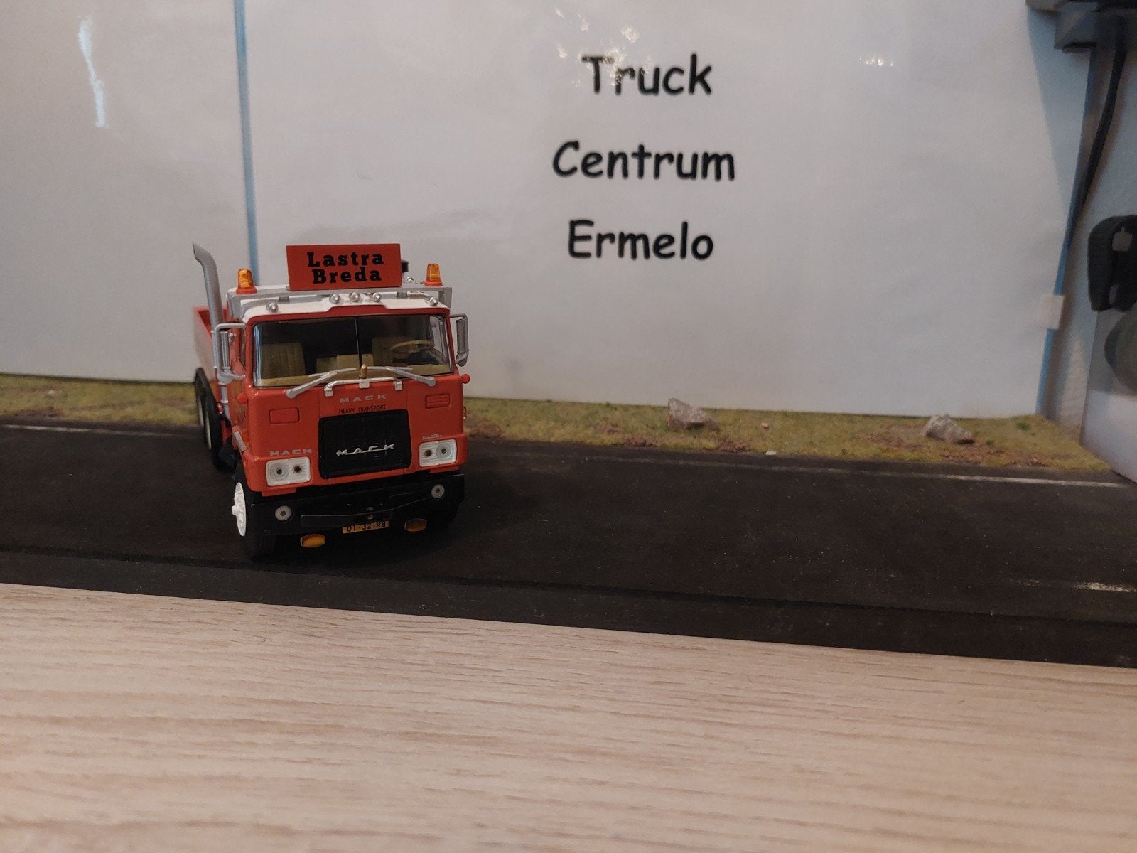 LASTRA; MACK F700 6X4 CLASSIC BALLAST BOX & CURTAIN + HITCH, Hobby en Vrije tijd, Ophalen of Verzenden, Nieuw, Bus of Vrachtwagen