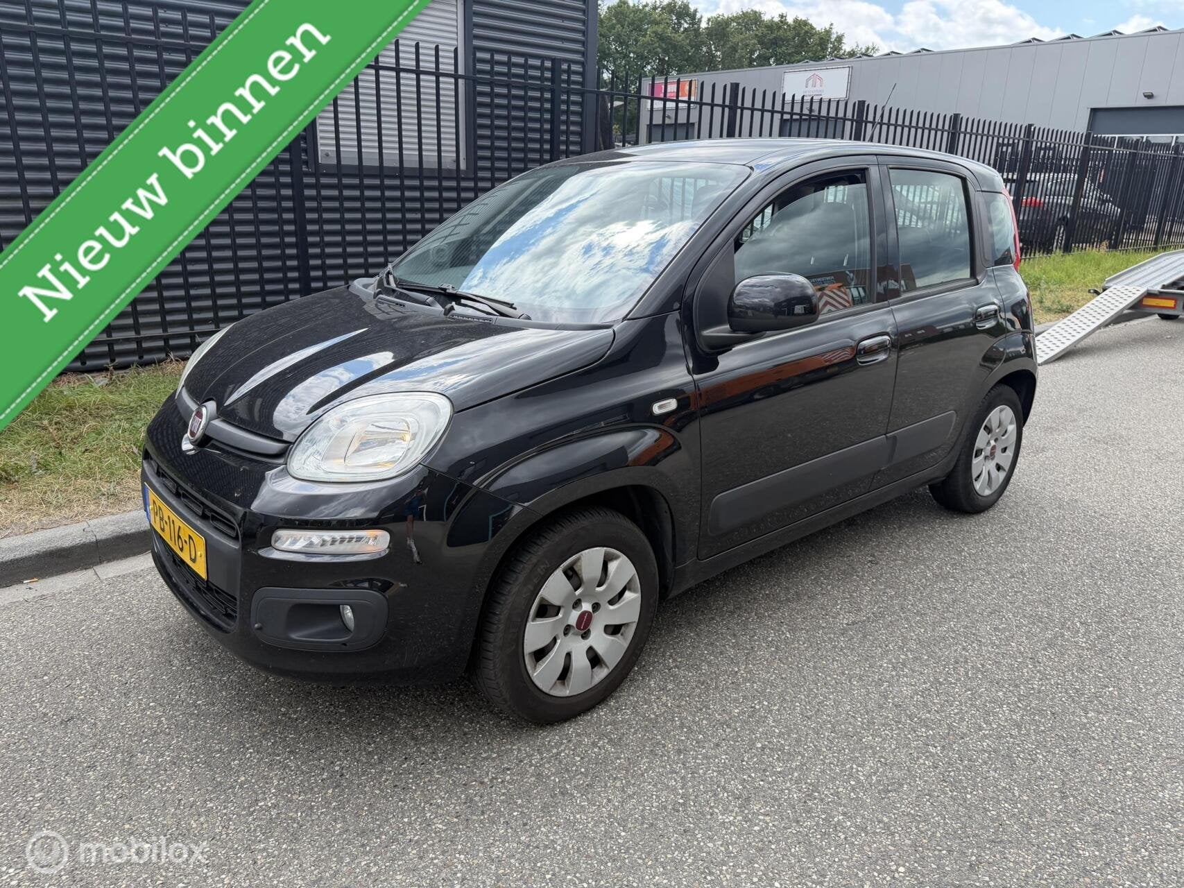 Fiat Panda 0.9 TwinAir Lounge airco, Voorwielaandrijving, Euro 6, Panda, Zwart