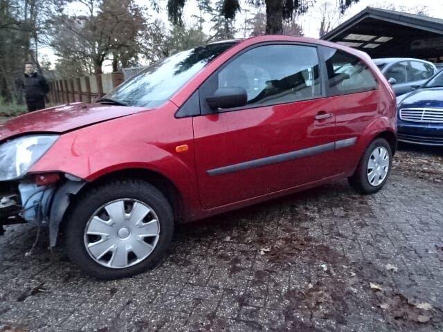 Ford Fiesta bj 2008 1.3 91000 km 3 deurs voor demontage., Gebruikt, -, -, Ophalen of Verzenden