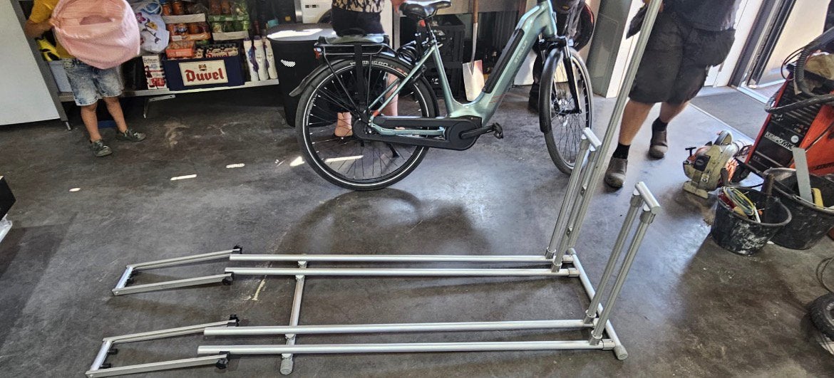Fietsendrager Camper, Ophalen, Zo goed als nieuw