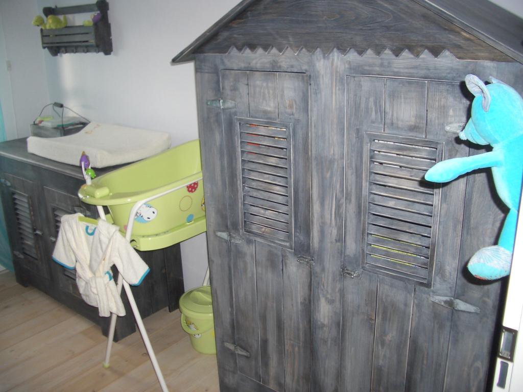 Kinderkledingkast Kids Factory Greywash, Kinderen en Baby's, Kinderkamer | Commodes en Kasten, Ophalen, Kast, 50 tot 70 cm, 105 cm of meer