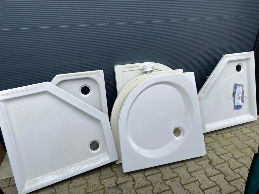 Douchebak diverse ex-showroom modellen, Doe-het-zelf en Verbouw, Sanitair, Ophalen, Zo goed als nieuw, Douche