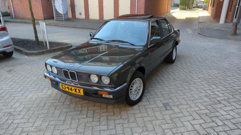 BMW 3-Serie 1.8 I 318 AUT U9 1987 Groen - E30 + Velgen set, Auto's, Automaat, 4 cilinders, Origineel Nederlands, Particulier