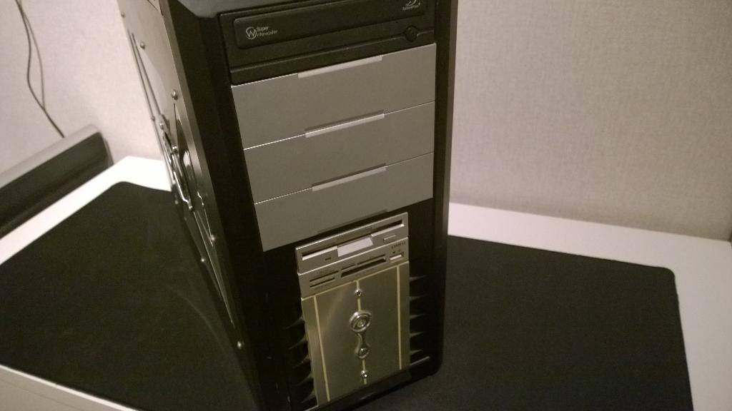Retro game pc, Win XP, Intel Quad core, GTS 250, rgb, Ophalen, Overige merken