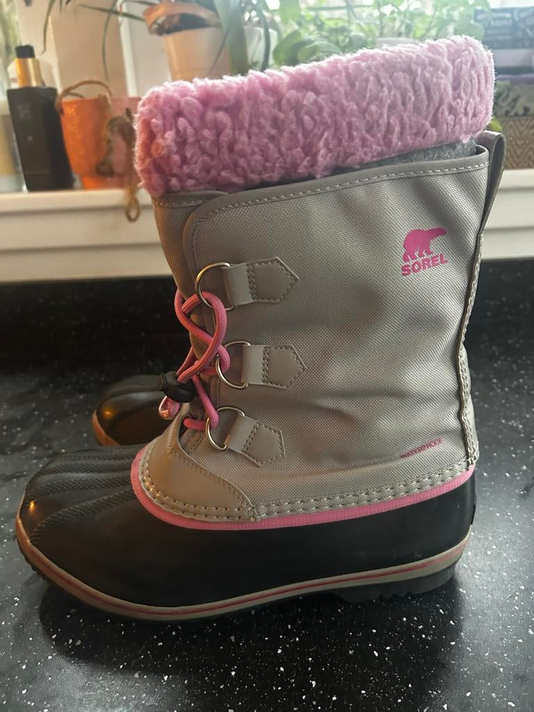 Sorel Winterlaarzen Maat 39, Kleding | Dames, Schoenen, Ophalen of Verzenden, Zo goed als nieuw, Grijs, Snowboots