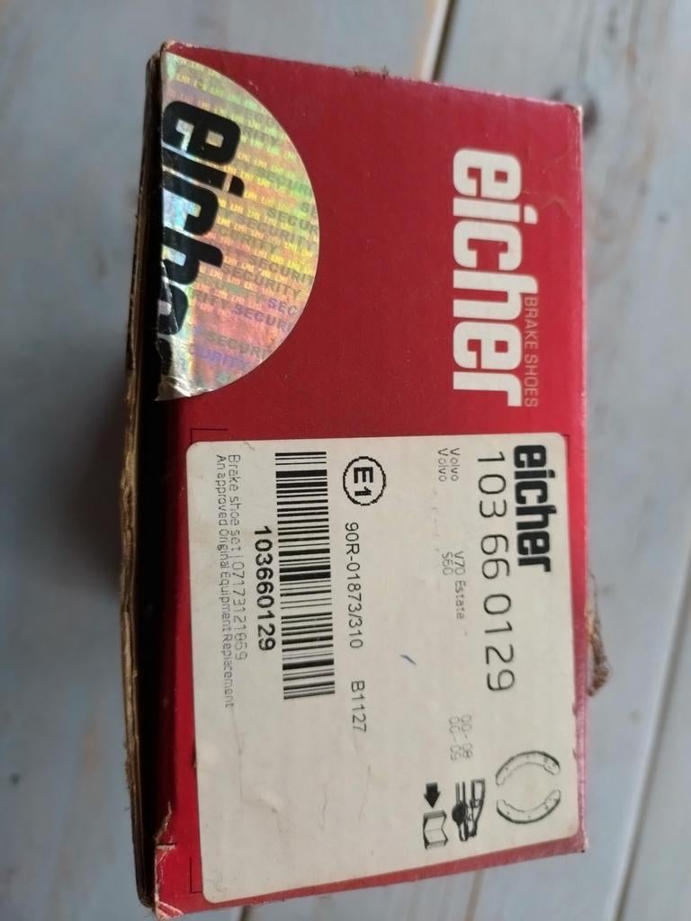 Nieuwe Remschoenen Volvo V70   €20, Auto-onderdelen, Remmen en Aandrijving, Ophalen of Verzenden, Nieuw, Volvo
