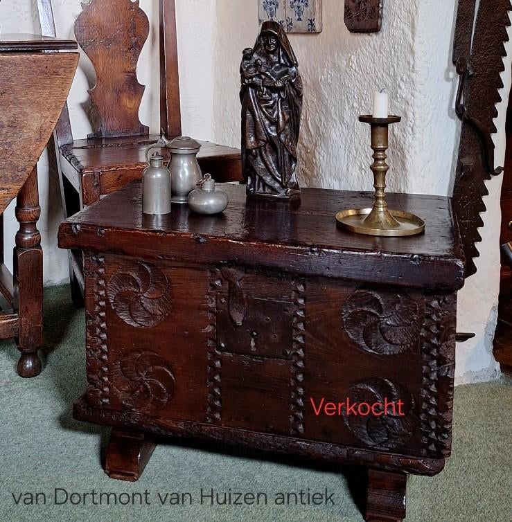 Spaans kistje 17e eeuw., Antiek en Kunst, Ophalen of Verzenden
