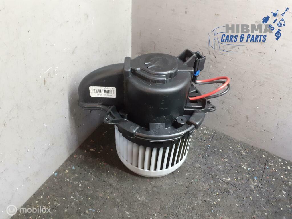 Renault Zoe Q210 Kachelmotor 5Q1335000, Gebruikt, Renault, Ophalen of Verzenden, Renault