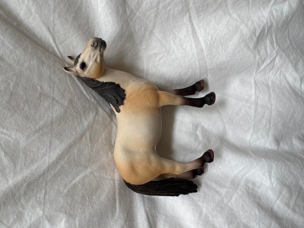 Schleich mustang merrie, Verzamelen, Dierenverzamelingen, Ophalen of Verzenden, Zo goed als nieuw, Paard, Beeldje of Figuurtje