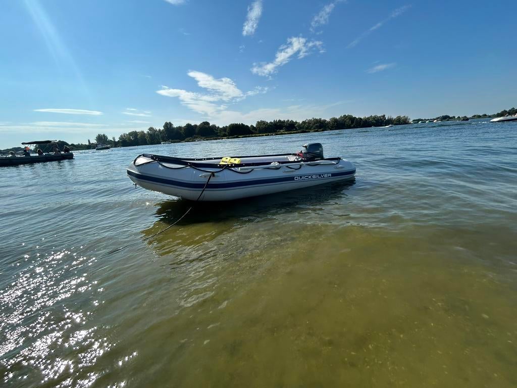 Quiksilver HD 365 rubberboot Yamaha 20pk buitenboordmotor, Ophalen, Zo goed als nieuw, Benzine