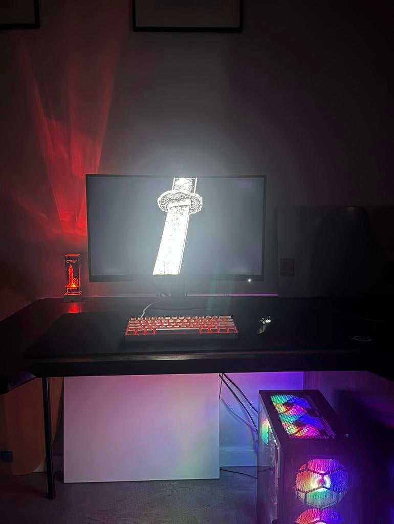 GAMING PC,Ryzen 9 5900X, RX 7600XT 16 GB, 32 GB RAM, Ophalen, Overige genres, 1 speler, Zo goed als nieuw