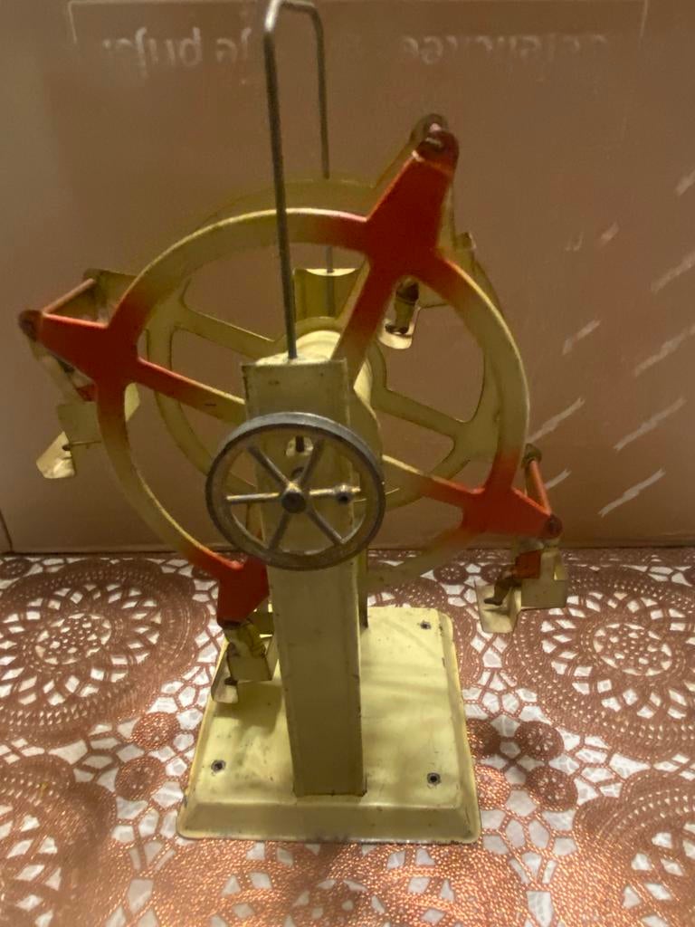Duits carrousel, Antiek en Kunst, Antiek | Speelgoed, Ophalen of Verzenden