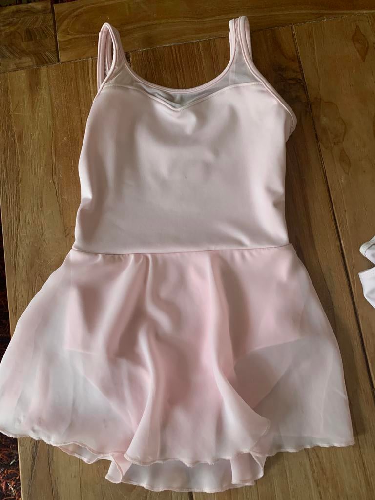 Lief balletpakje met gedetailleerde rug en vast rokje, Ophalen, Zo goed als nieuw, Kleding