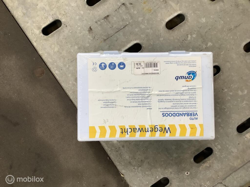 Verbanddoos verbandtrommel nieuw in plastic geseald, Gebruikt, Ophalen of Verzenden