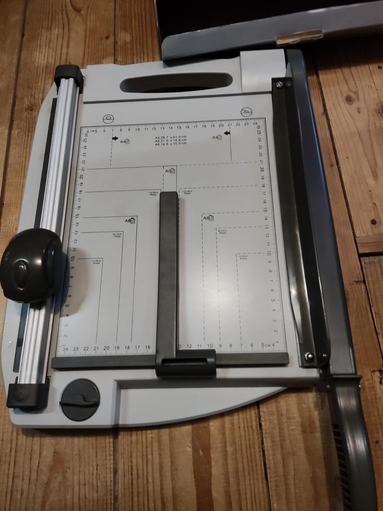 Foto's documenten snijmachine, Ophalen of Verzenden