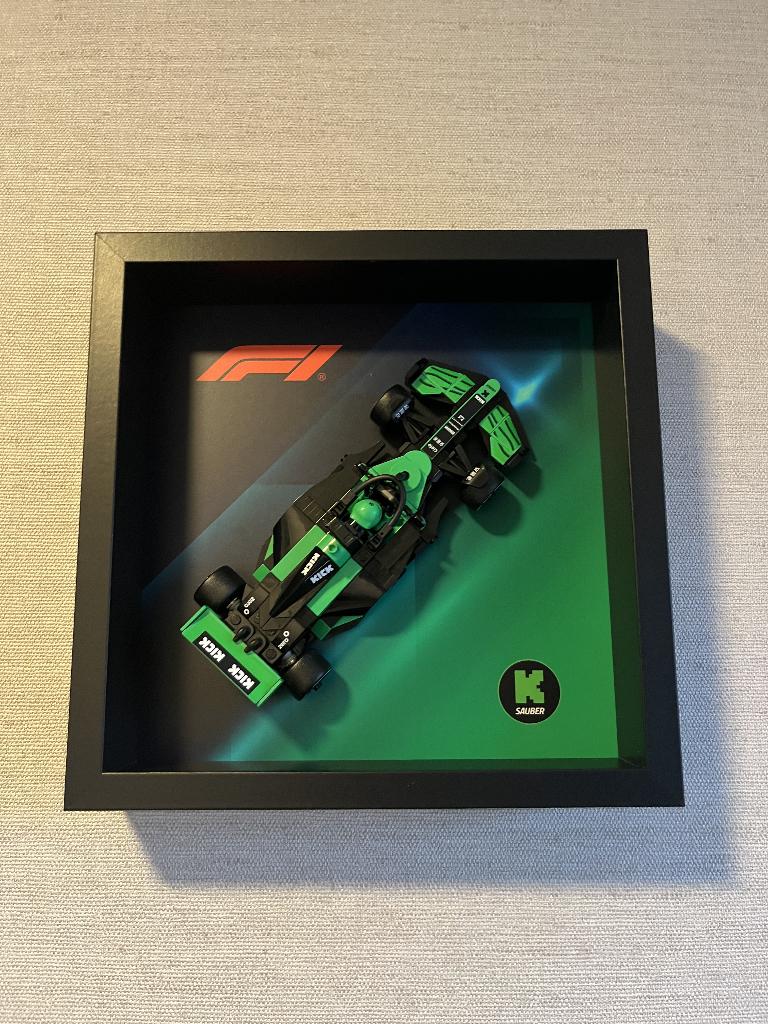 Lego Speed Champion display - Kick Sauber - C44 / 77247, Kinderen en Baby's, Speelgoed | Duplo en Lego, Ophalen of Verzenden, Nieuw