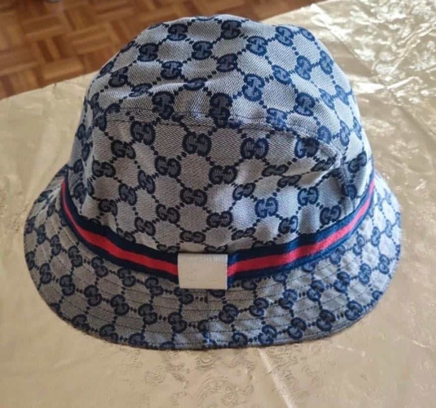 Gucci Vissershoedje / Bucket Hat, Ophalen of Verzenden, Zo goed als nieuw, Hoed