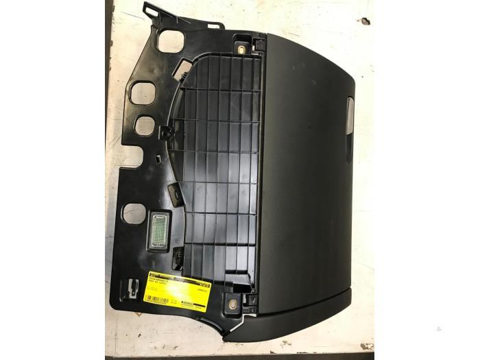 Dashboardkastje van een Audi A4, Ophalen of Verzenden, 3 maanden garantie, Gebruikt, Audi