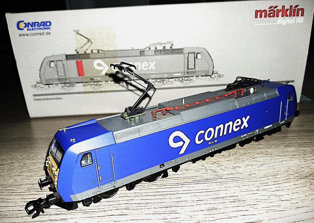 Märklin 36855  BR 185 in blauwe uitvoering van Connex, Wisselstroom, Locomotief, Ophalen of Verzenden, Zo goed als nieuw