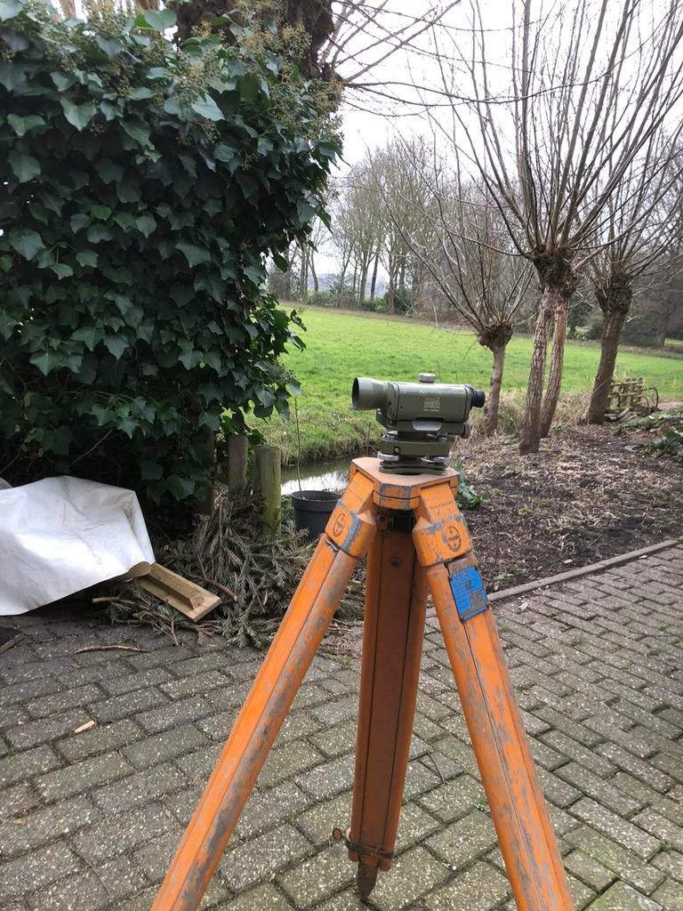 Waterpastoestel Wild met omkeerbaak en statief, Ophalen of Verzenden