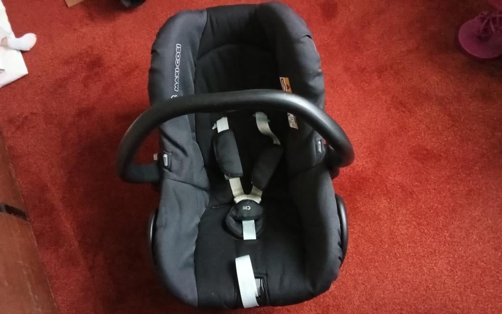 Maxi Cosi in goede staat geheel compleet, Kinderen en Baby's, Ophalen of Verzenden, 0 t/m 13 kg, Maxi-Cosi, Autogordel