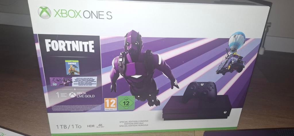 Xbox One S Fortnite Special Edition 1TB, Spelcomputers en Games, Ophalen, Met games, Xbox One S, Zo goed als nieuw