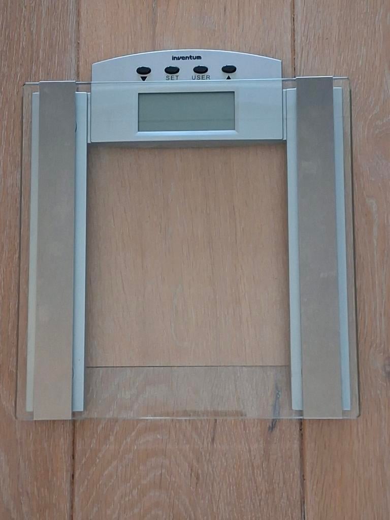 Personen Inventum Weegschaal (digitaal), Witgoed en Apparatuur, Weegschalen, Ophalen, 1 tot 500 gram, Personenweegschaal, 100 kg of meer