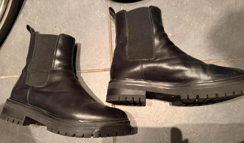 Sissy-boy zwarte leren laarzen maat 42 boots, Kleding | Dames, Schoenen, Ophalen of Verzenden, Gedragen, Zwart, Hoge laarzen