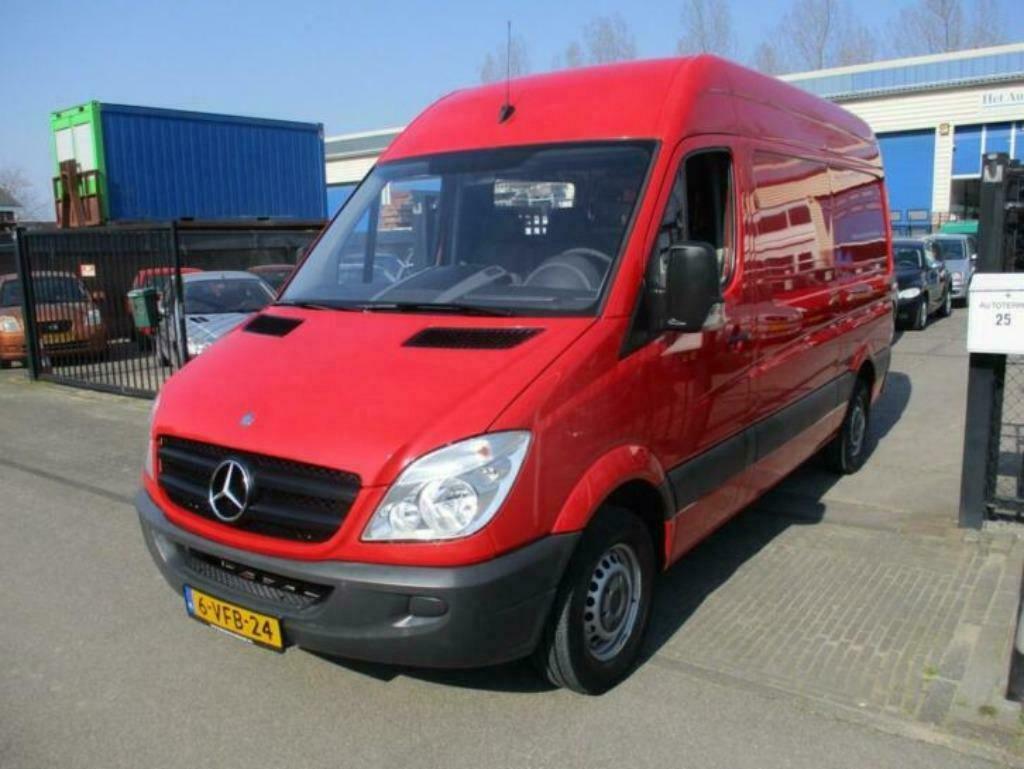 Goedkoop busje/verhuiswagen/bestelbus huren Rotterdam, Diensten en Vakmensen, Verhuur | Auto en Motor, Verhuiswagen of Bestelauto