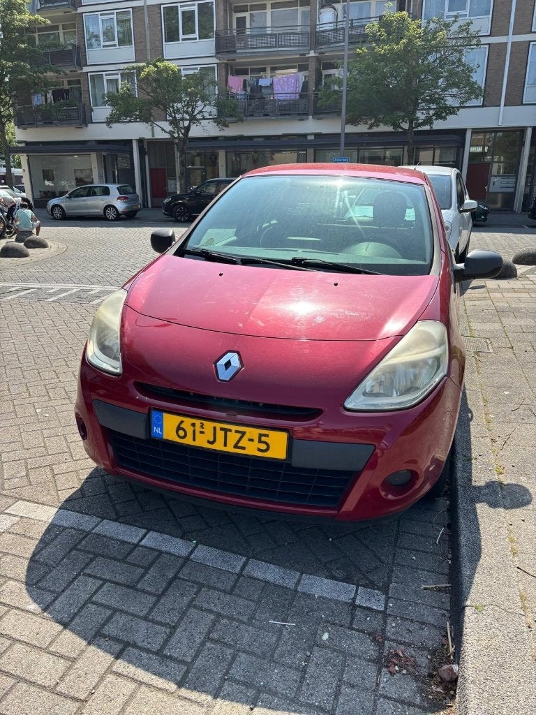 Renault Clio 1.2 16V 55KW 5-DRS E4 2009 Rood, Auto's, Renault, Particulier, Clio, Airbags, Isofix, Mistlampen, Radio, USB, Benzine