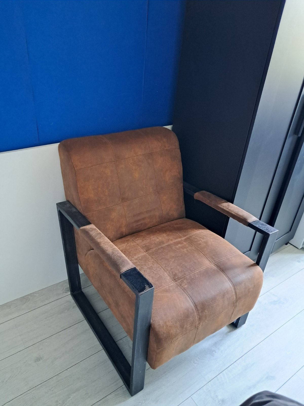 Robuuste fauteuil teab, Ophalen, Gebruikt, 75 tot 100 cm, Metaal