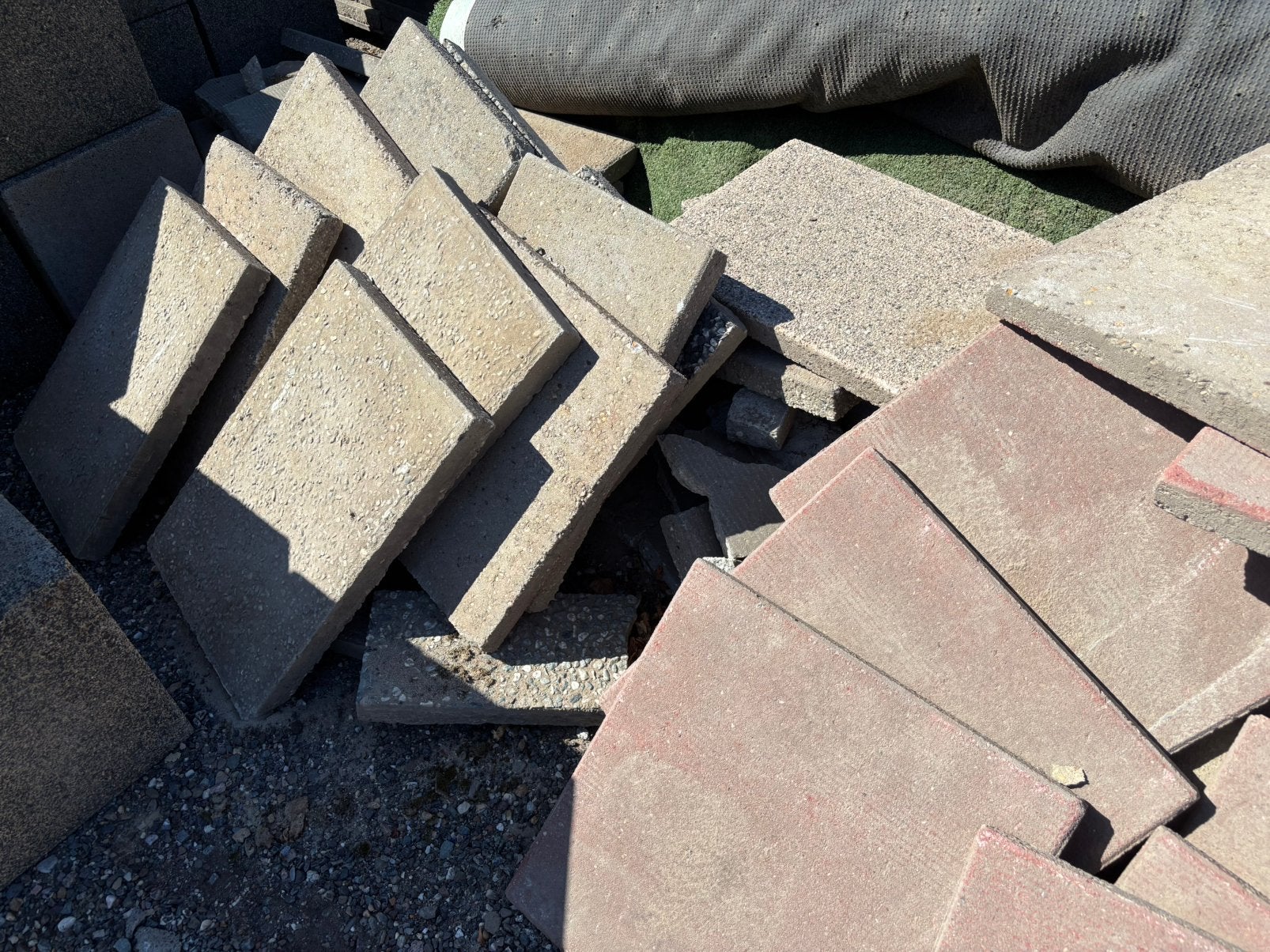 Gratis betontegels, Tuin en Terras, Ophalen, Gebruikt, Overige materialen