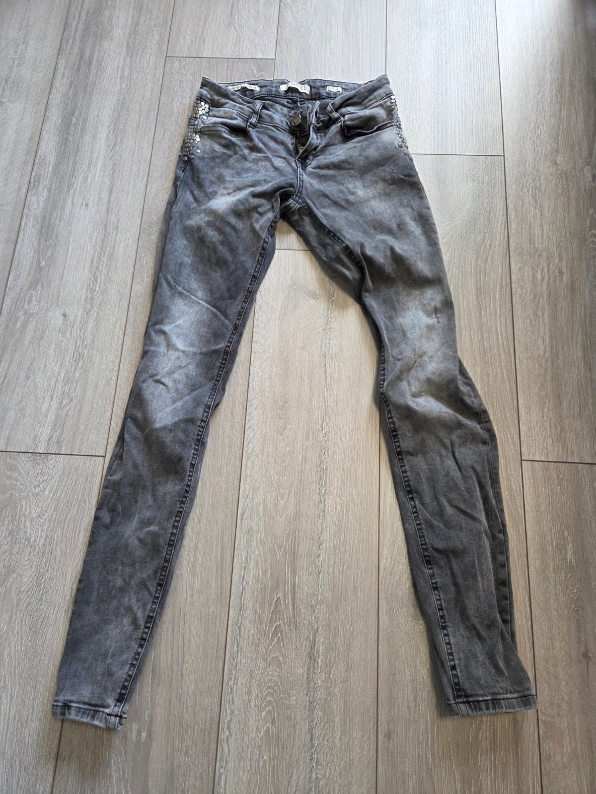 Zhrill jeans - Zo goed als nieuw - Maat S, Ophalen of Verzenden, Zo goed als nieuw, Zhrill, W28 - W29 (confectie 36)