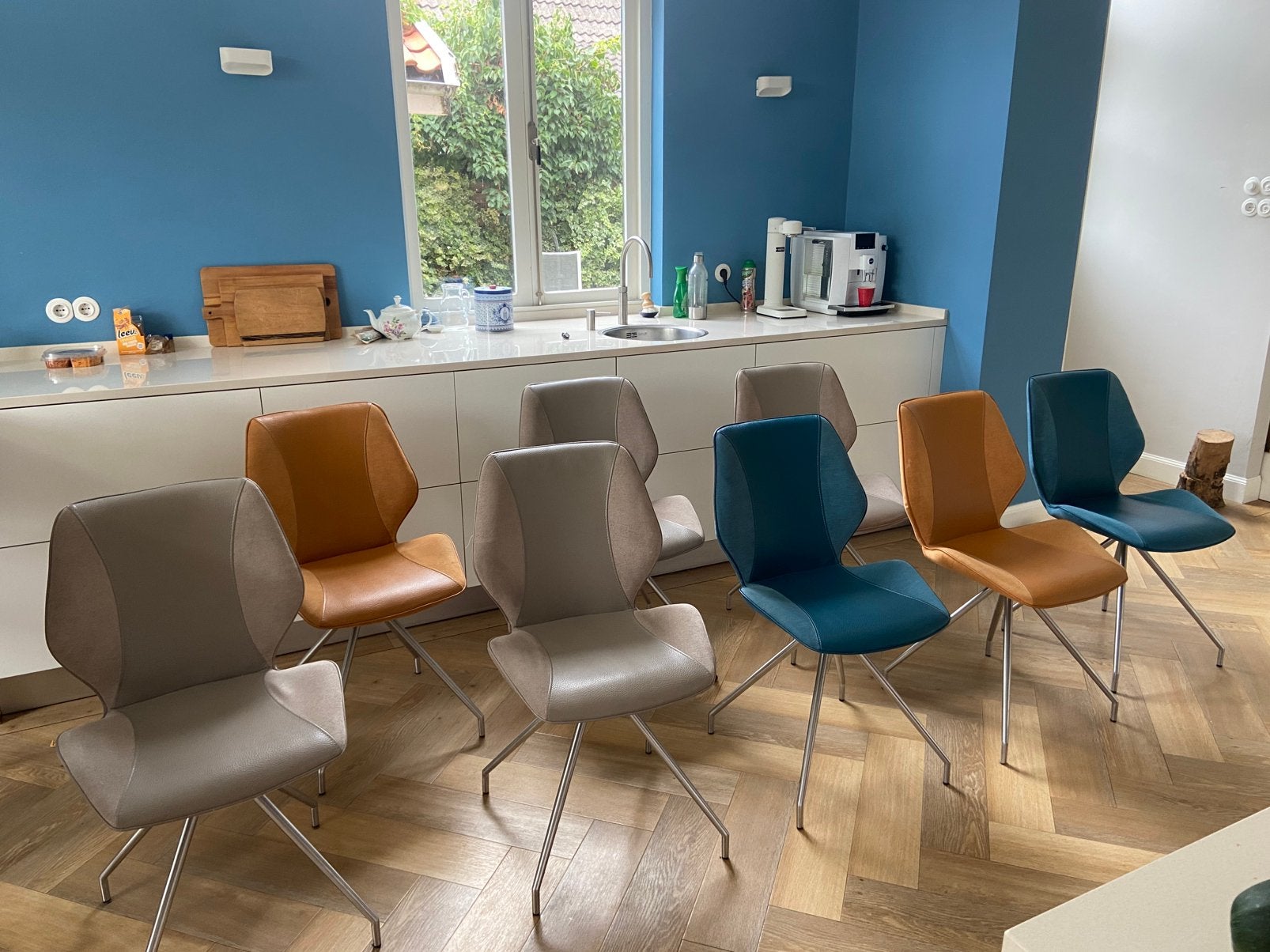 Eetkamerstoelen Xooon prijs per stoel, Ophalen, Overige materialen, Overige kleuren, Zo goed als nieuw
