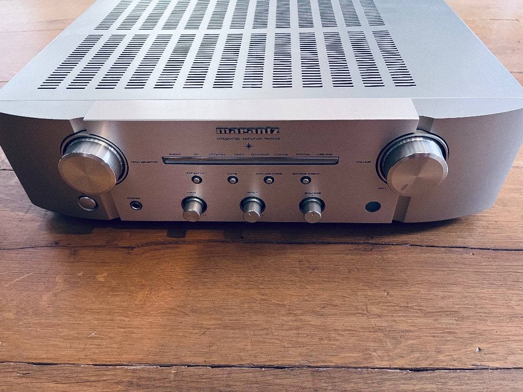 Marantz PM-7005 symmetrische versterker. Met DAC., Marantz, Ophalen of Verzenden, Zo goed als nieuw, 120 watt of meer