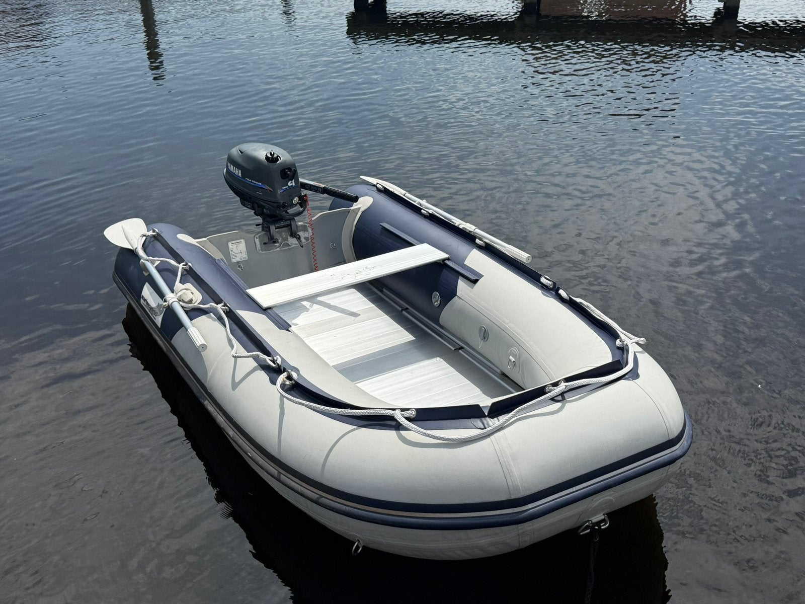 Yamaha 4pk 4 tact met marinesports rubberboot, Watersport en Boten, Aluminium, 4 pk, Zo goed als nieuw, Pomp