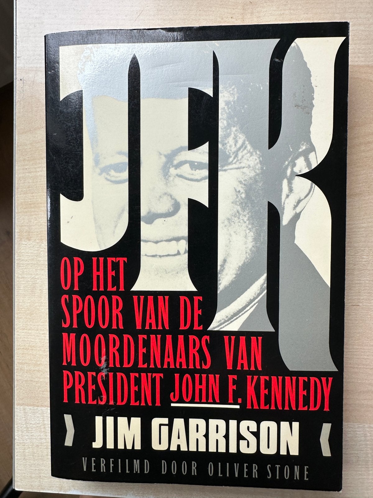 JFK: Op het spoor van de moordenaars - Jim Garrison, Ophalen of Verzenden, Gelezen
