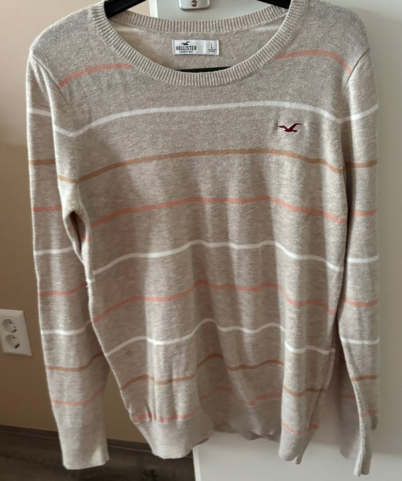 Nieuwe trui van het merk Hollister, Kleding | Heren, Ophalen of Verzenden, Nieuw, Beige